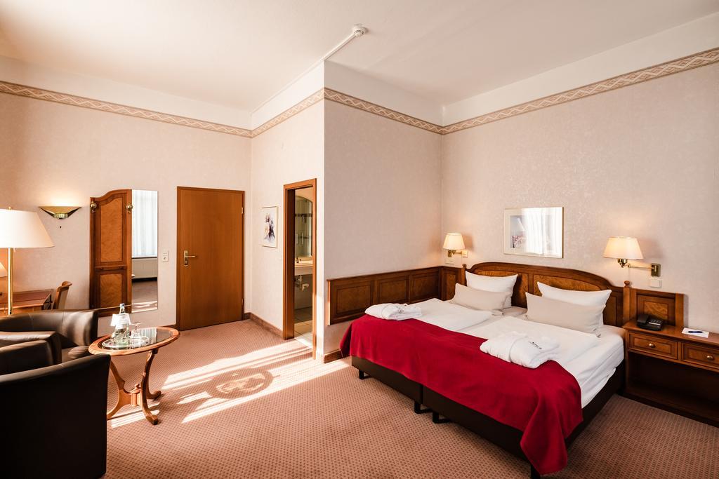 Das 53°Hotel Бад-Цвішенан Екстер'єр фото
